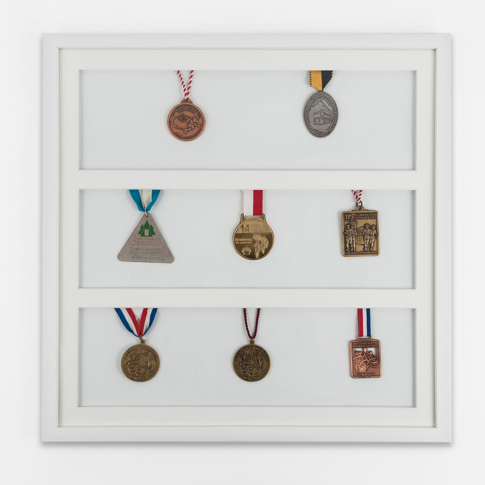 Medaljram 50x50 cm, vit 